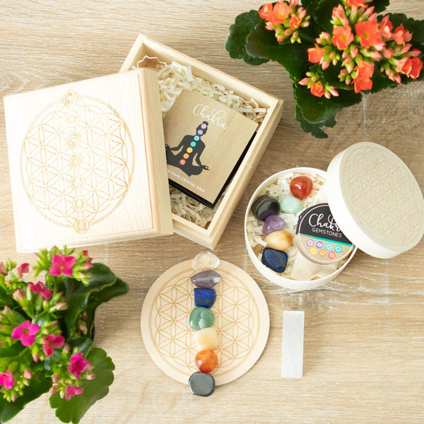 Chakra Energy Balancing Crystal Gift Set | Holistic Well-Being - Lucid Willow - Crystal